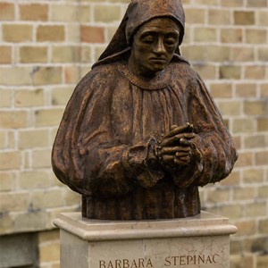 Biskup Mrzljak blagoslovio bistu Stepinčeve majke u Krašiću